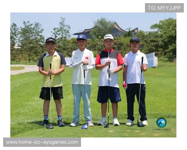 高尔夫巡回赛再迎冷门，多名低排位选手强势冲顶