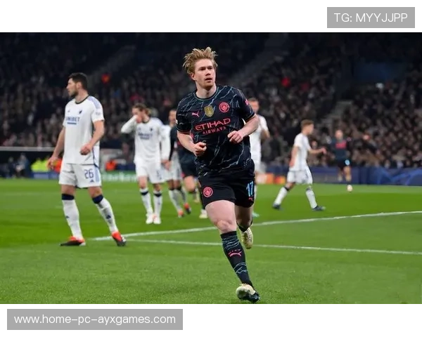 德布劳内吊传让曼城前场瞬间接通电流般启动